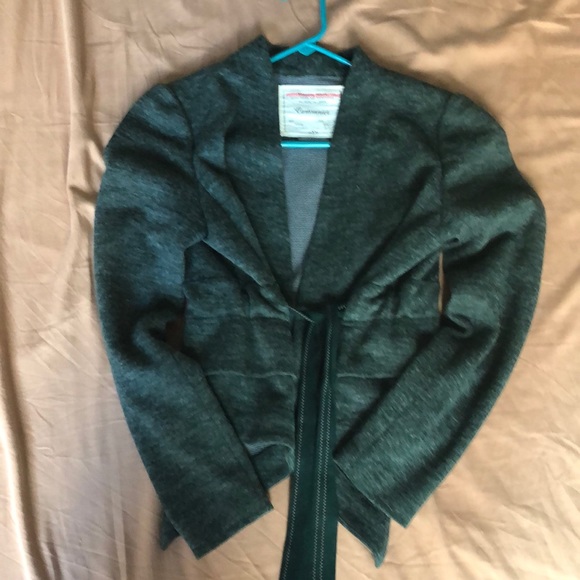 Cartonnier Soft Green Wrap Blazer - Picture 5 of 8